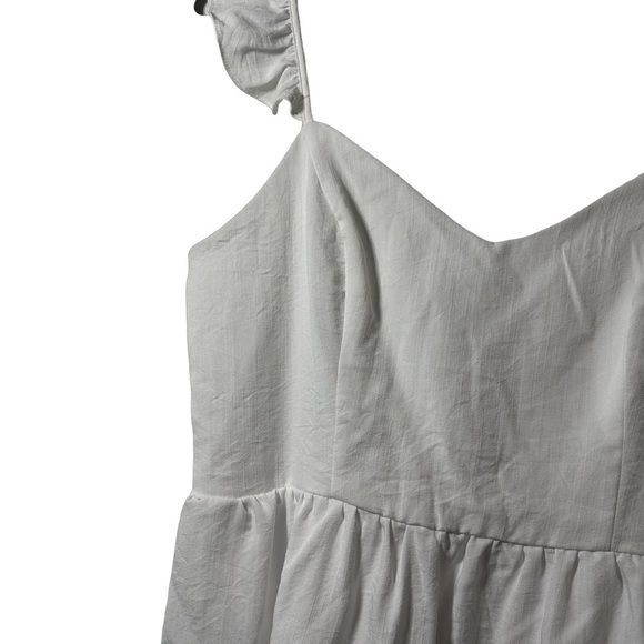 Altar’d State Tiered White flutter sleeve short dress - Picture 3 of 8